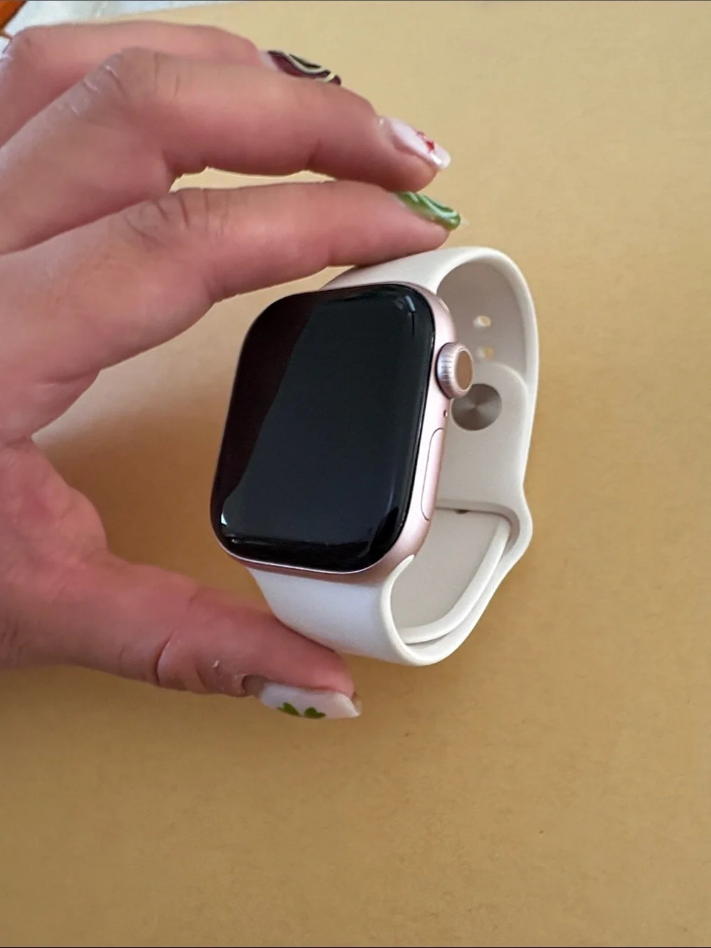 Apple Watch Series 10 42mm, Aluminum, Rose Gold with White Silicone Band